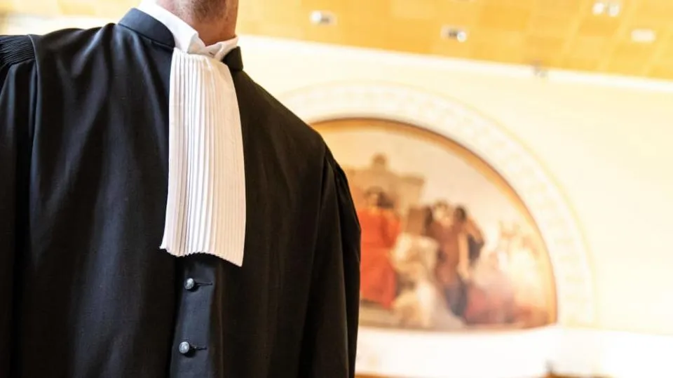 La Nouvelle République - Course-poursuite avec la police dans Tours : 4 kg de cannabis découverts - Maître Germain YAMBA